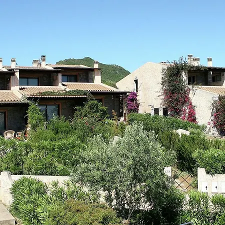 Casa vacanze Holiday Bilocale Turchese 4 *